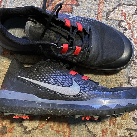 Nike TW15 Golf Shoes Sz 9.5 - Picture 1 of 5